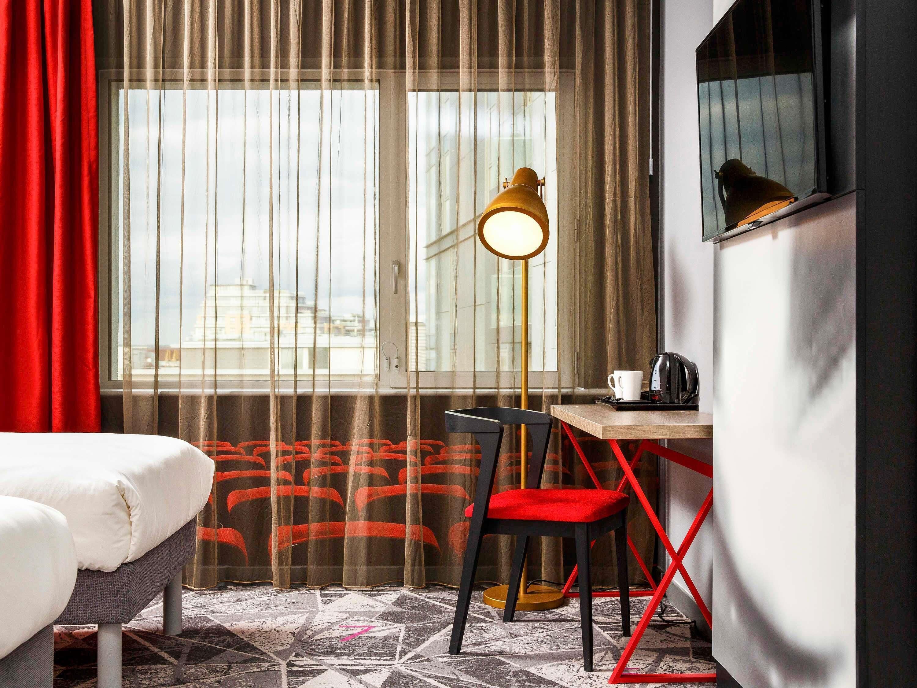 Room, 2 Single Beds (The Duet) | Desk, laptop workspace, blackout curtains, soundproofing