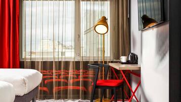 Room, 2 Single Beds (The Duet) | Desk, laptop workspace, blackout curtains, soundproofing