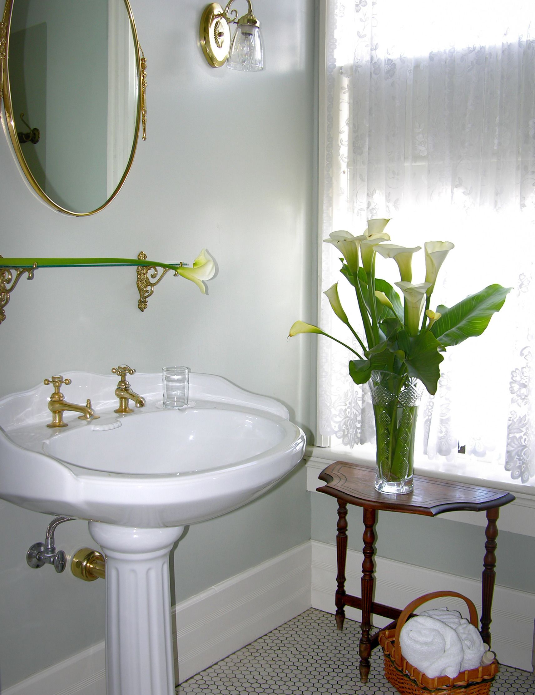 two-bedroom queen suite | bathroom sink