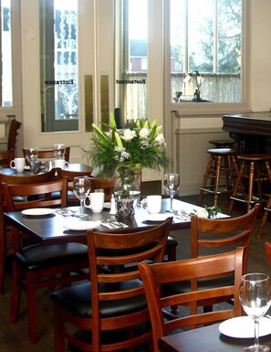 Se sirven desayunos, almuerzos y cenas