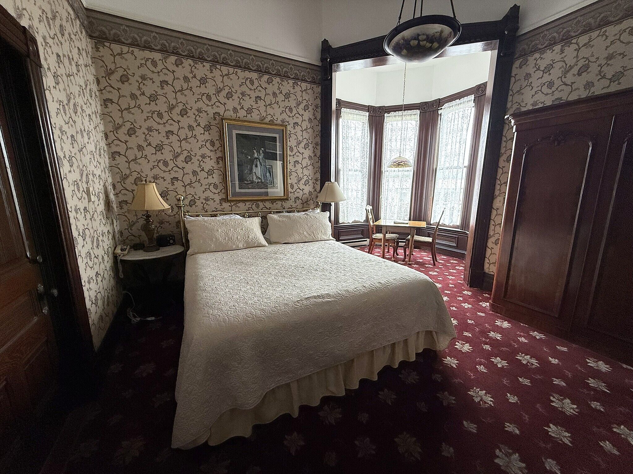 Superior King Room | Individually decorated, individually furnished, iron/ironing board