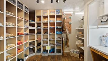 Gift shop