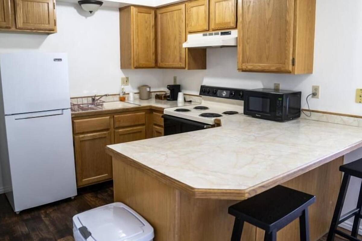 basic studio suite | private kitchenette | fridge, microwave