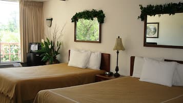 Ropa de cama de alta calidad, escritorio y sistema de insonorización