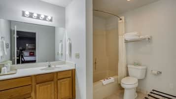 Free toiletries, towels