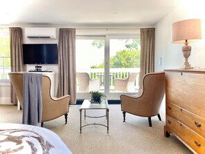 Habitación clásica | Decoración personalizada y muebles diferentes