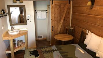 Standard Room | Hypo-allergenic bedding, free WiFi, bed sheets