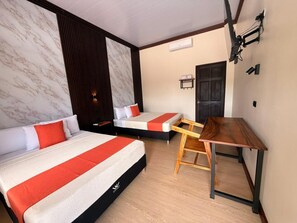 Standard Room, 2 Double Beds