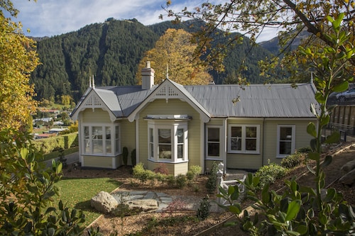 Hulbert House