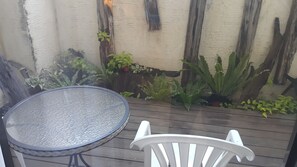 Business Deluxe Double Room | Terrace/patio - Dryad Motel (Tainan)