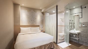 Economy Double Room | Bathroom
