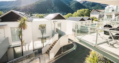 Blue Peaks Apartments