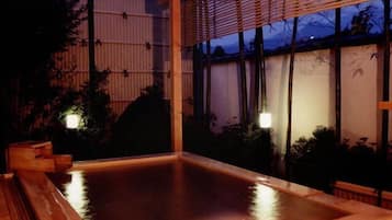 Tab spa tertutup