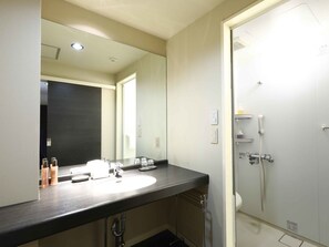 Western Japanese Style Room, New Building | Bathroom | Free toiletries, hair dryer, slippers, bidet