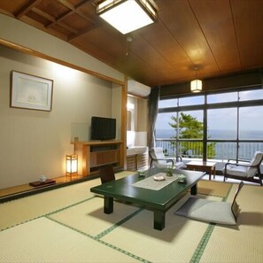 Living area - Itsuura Kanko Hotel Daikanso (Kitaibaraki)