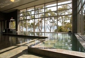 Piscine couverte