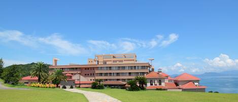 Fachada da propriedade