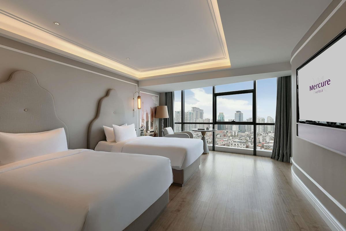 Superior Room, 2 Twin Beds | Minibar, desk, soundproofing, free WiFi