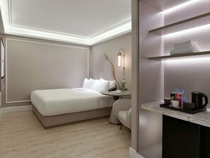 Minibar, desk, blackout drapes, free WiFi - Mercure Xiamen On The Bund (Xiamen)