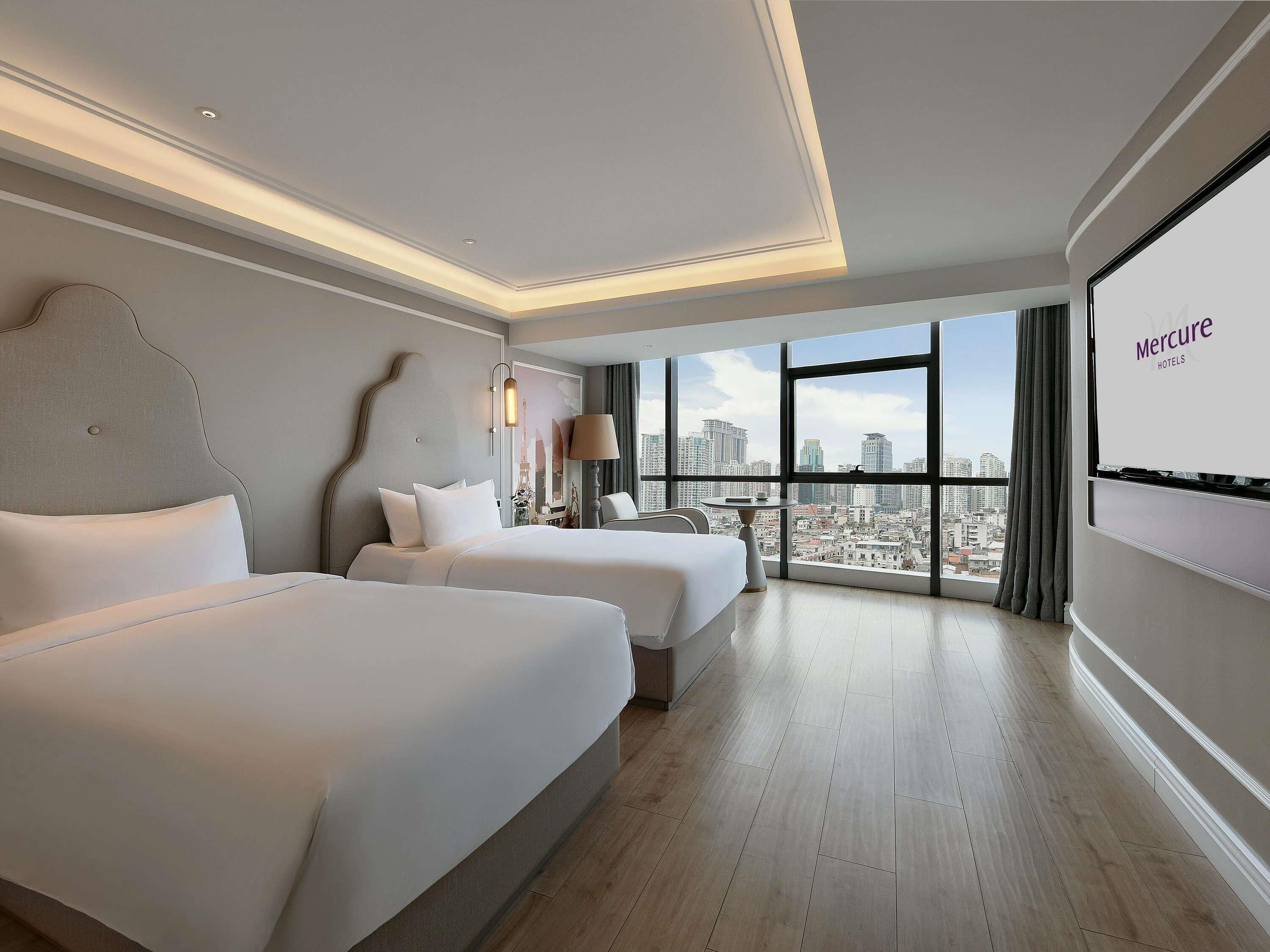 Minibar, desk, blackout curtains, free WiFi