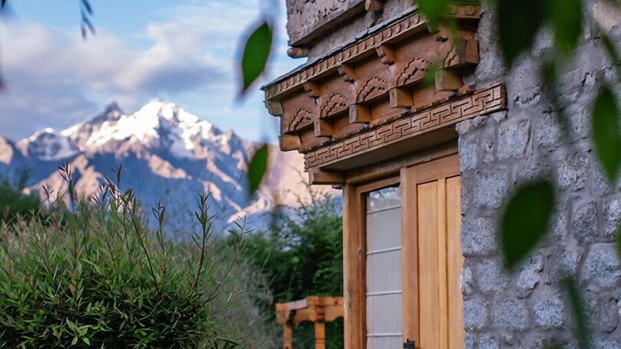 Lchang Nang Retreat - The House of Trees