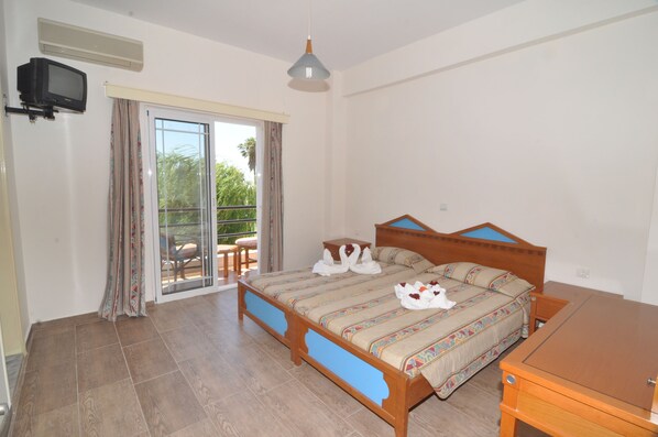 Free WiFi - Hollywood Suites (Kos)