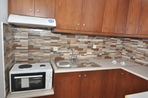 Refrigerador, tetera/pava eléctrica