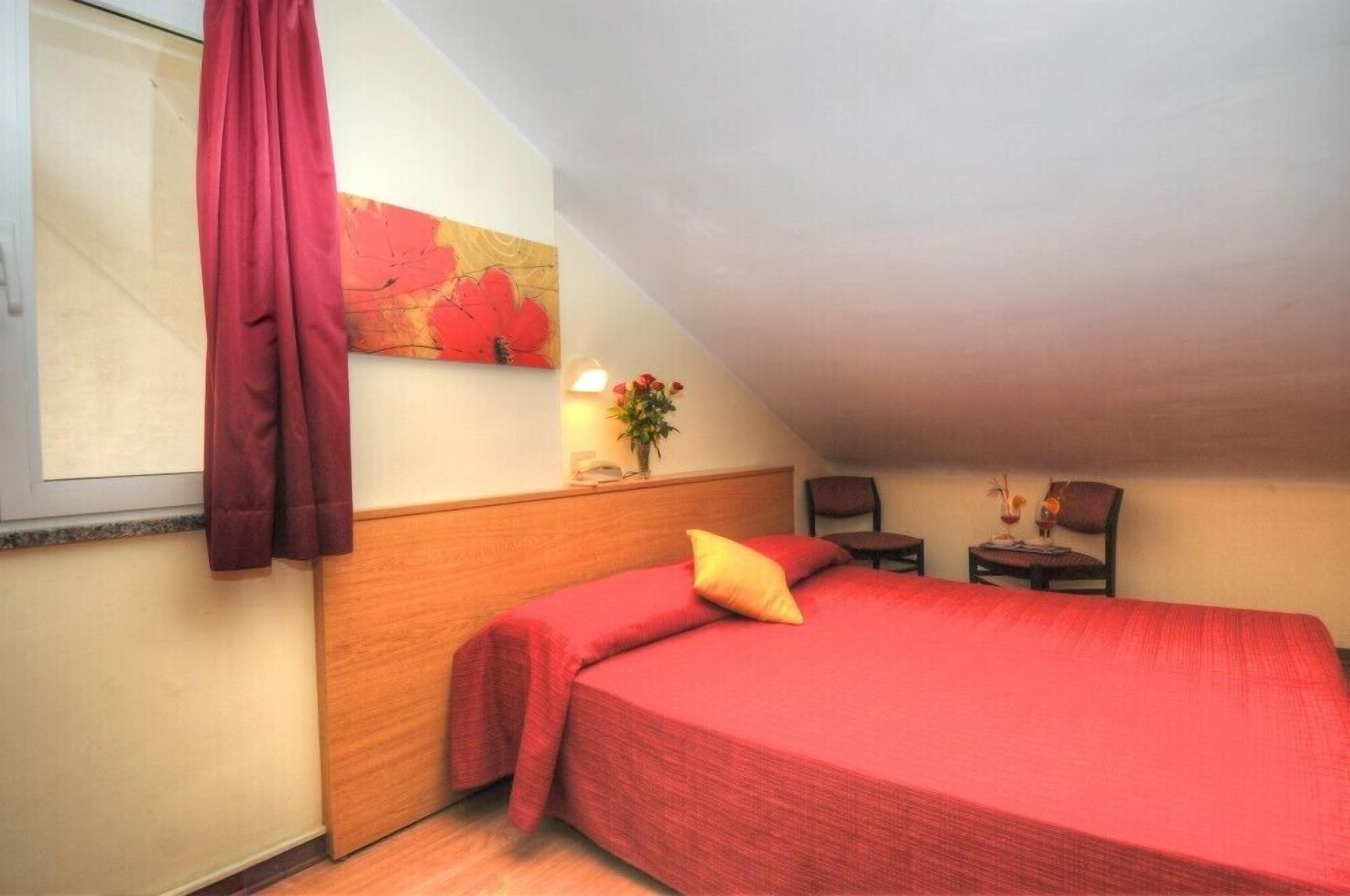 in-room safe, cots/infant beds, free wifi, bed sheets