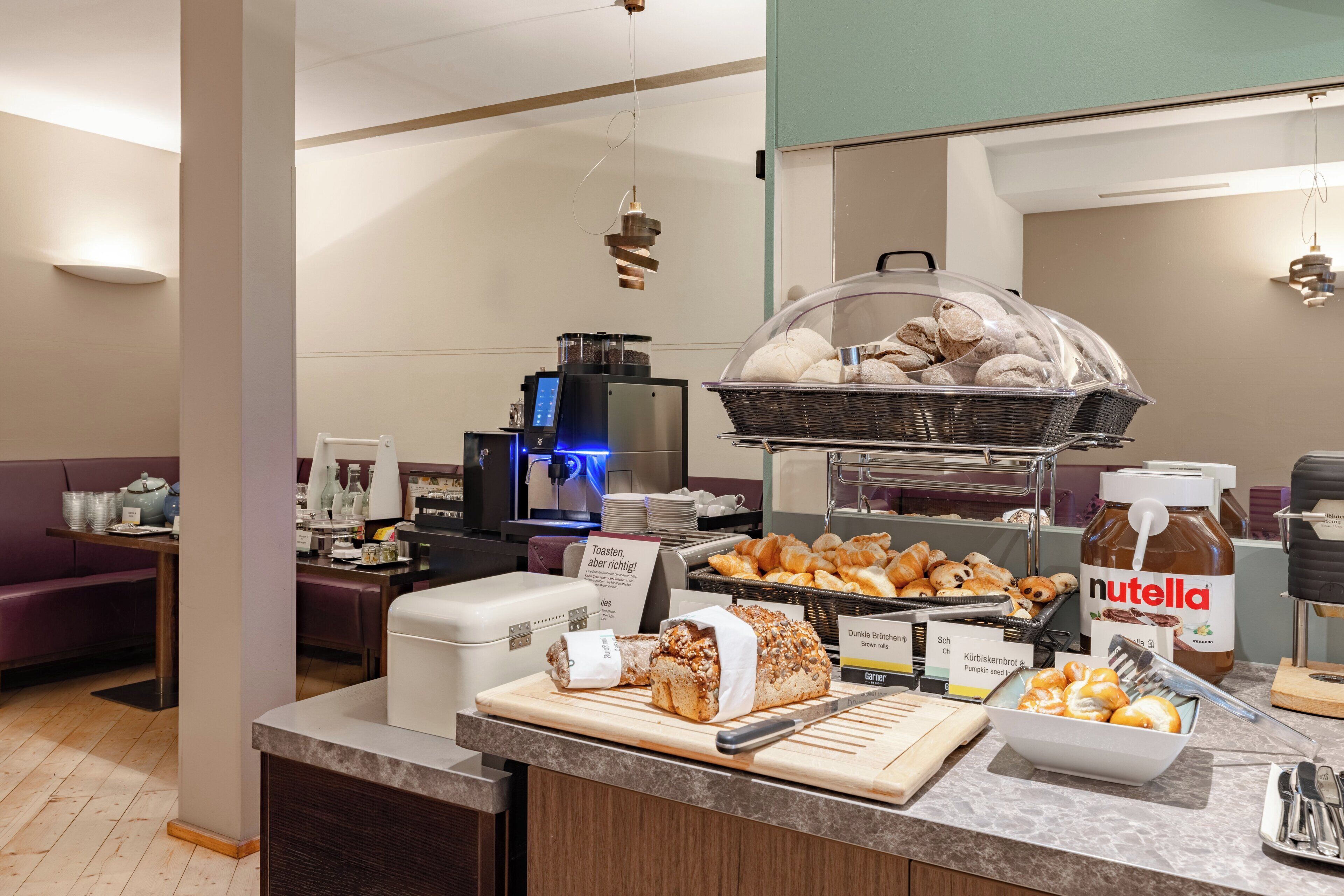 daily to-go breakfast (eur 17 per person)