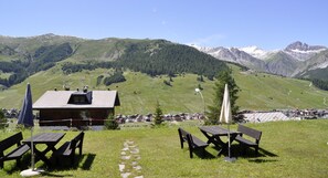 Unclassified image, 2 of 57, button - Condominio Teola (Livigno)