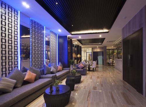 Sunrise Central Hotel