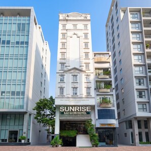 Front of property - Sunrise Central Hotel (Ho Chi Minh City)