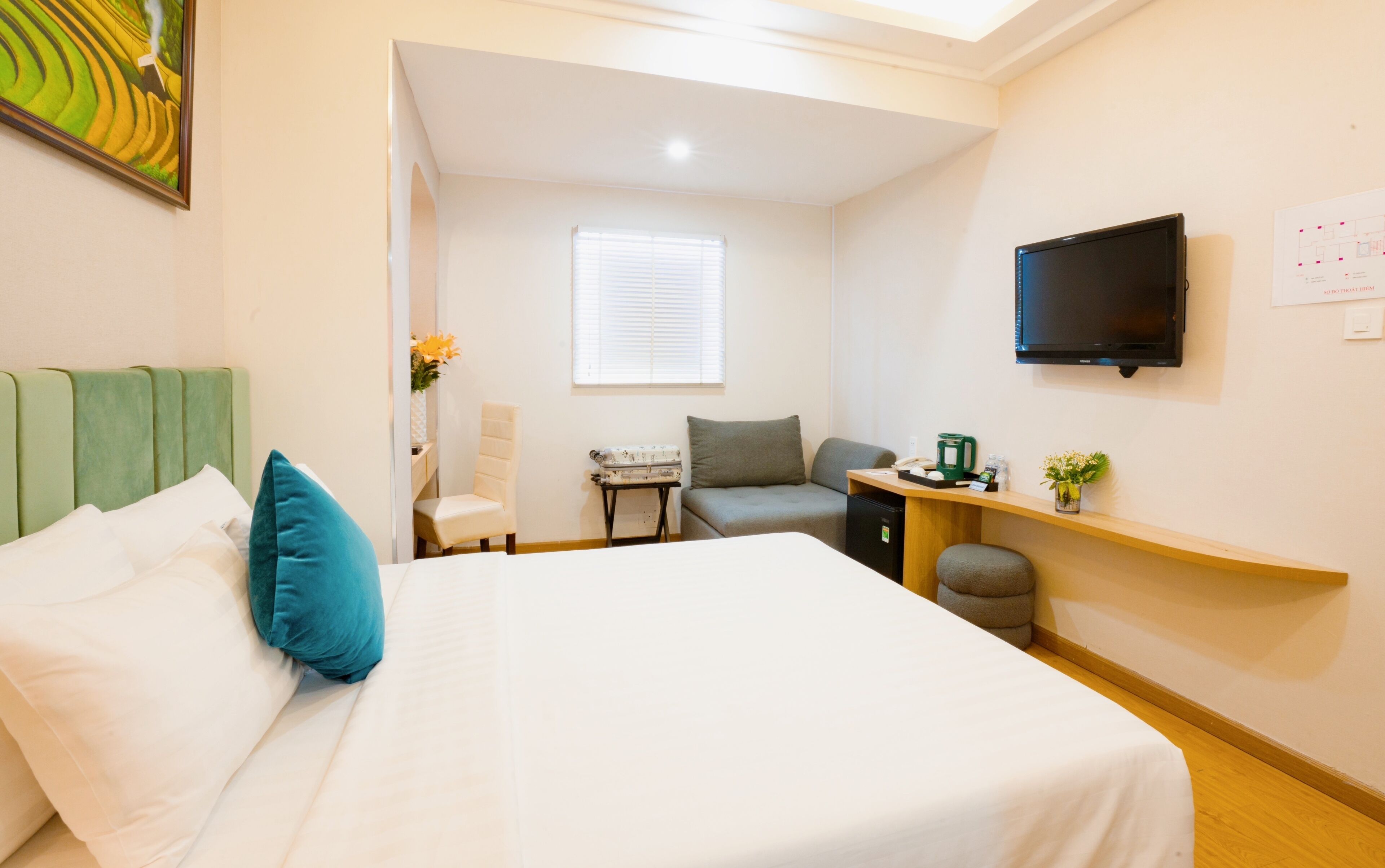 Deluxe Double without window | Premium bedding, minibar, in-room safe, desk