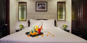 豪華雙人房, 無窗 | 迷你吧、房內夾萬、書桌、手提電腦工作空間