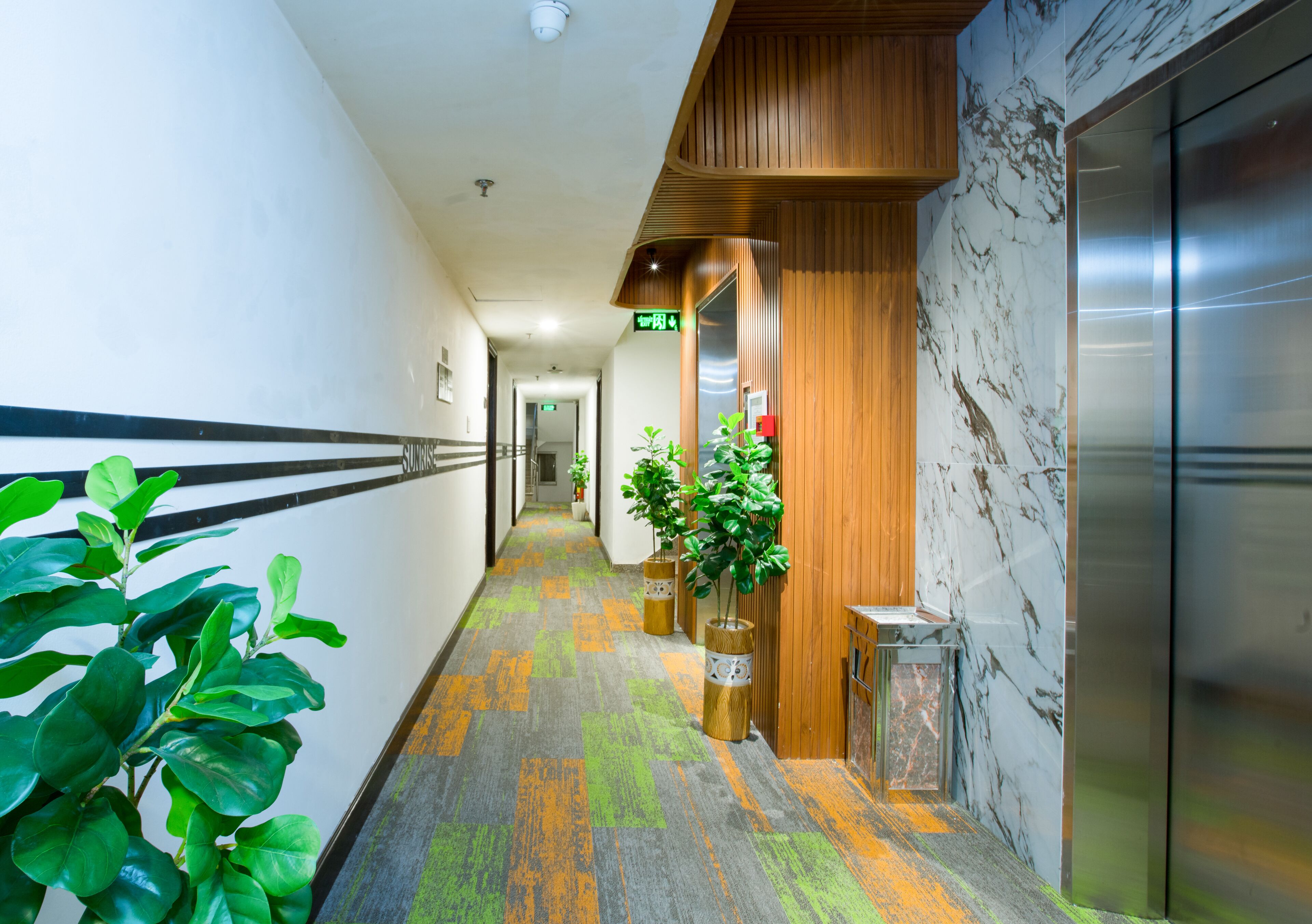 Foto - Sunrise Central Hotel