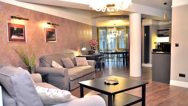 Deluxe Apartment | Living room | LCD TV - TOP Apartments 2 (Szczecin)
