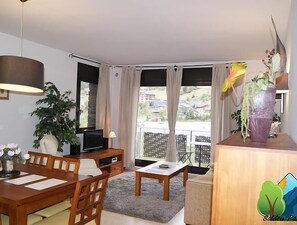 Studio | In-room safe, blackout drapes, iron/ironing board - Soldeu Paradis (Soldeu)