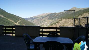Superior Apartment, 3 Bedrooms, Balcony (BON PB) | In-room safe, blackout drapes, iron/ironing board