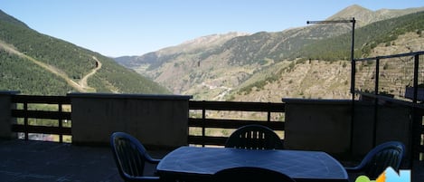 Leilighet – superior, 3 soverom, balkong (BON PB) | Safe på rommet, blendingsgardiner og strykejern/-brett