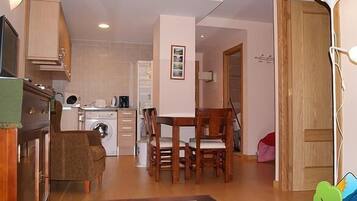 Studio | Living area | 32-inch plasma TV with satellite channels, TV