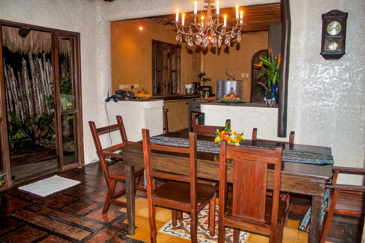 Villa (Casita 2 Level 2 Topfloor) | Vardagsrum | Tv