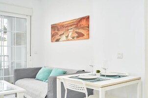 Appartamento, 2 camere da letto, terrazzo (Apartamento N9) | Area soggiorno