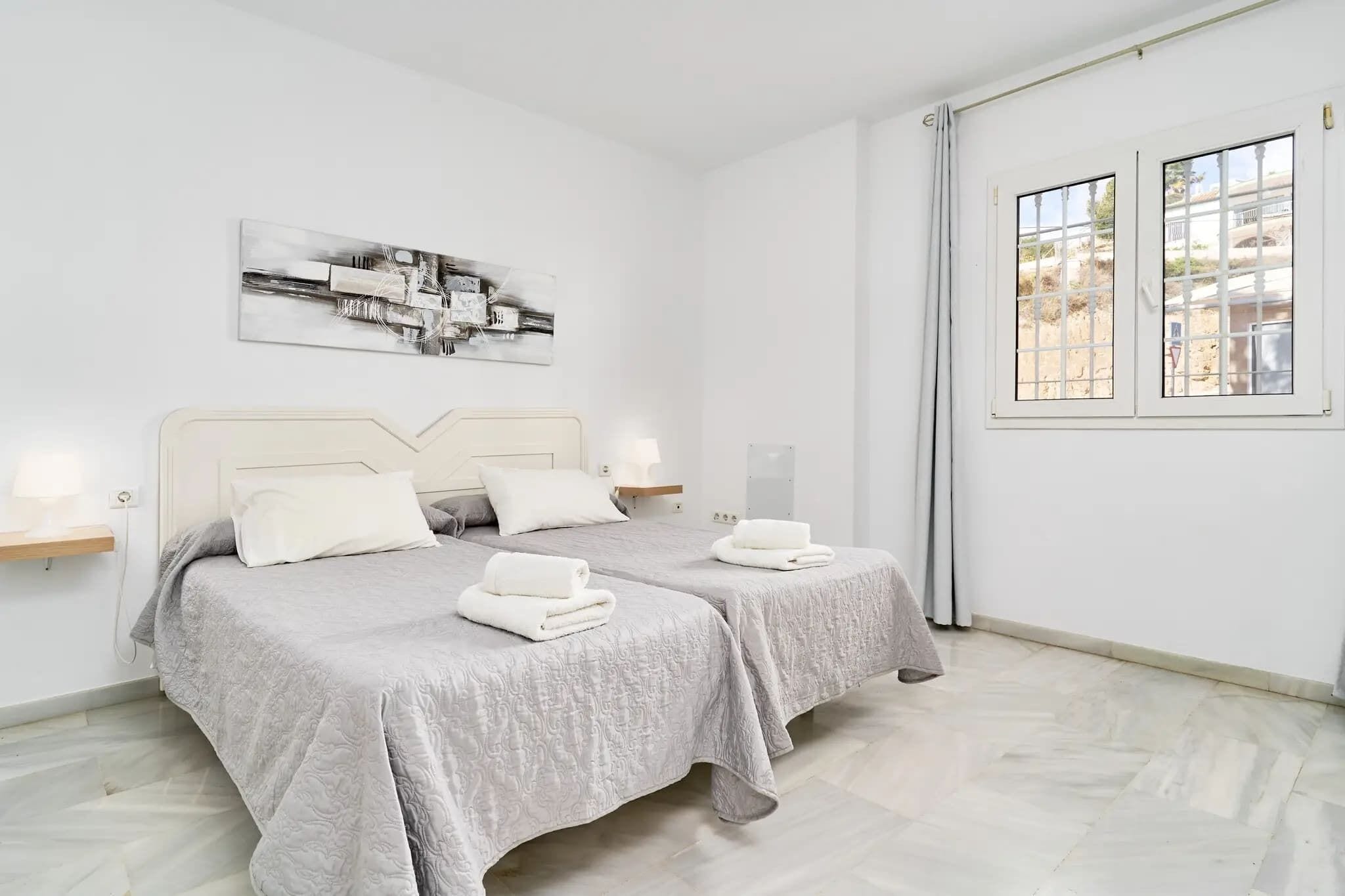 Apartment, 3 Bedrooms, Terrace (Apartamento BB) | 2 bedrooms, in-room safe, individually decorated, individually furnished