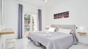 Leilighet – deluxe, 1 soverom, terrasse, bassengutsikt (Apartamento N1) | 2 soverom, safe på rommet, individuelt dekorert og individuelt innredet