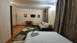 经典双人房 | 办公桌、隔音、熨斗/熨板、免费 WiFi