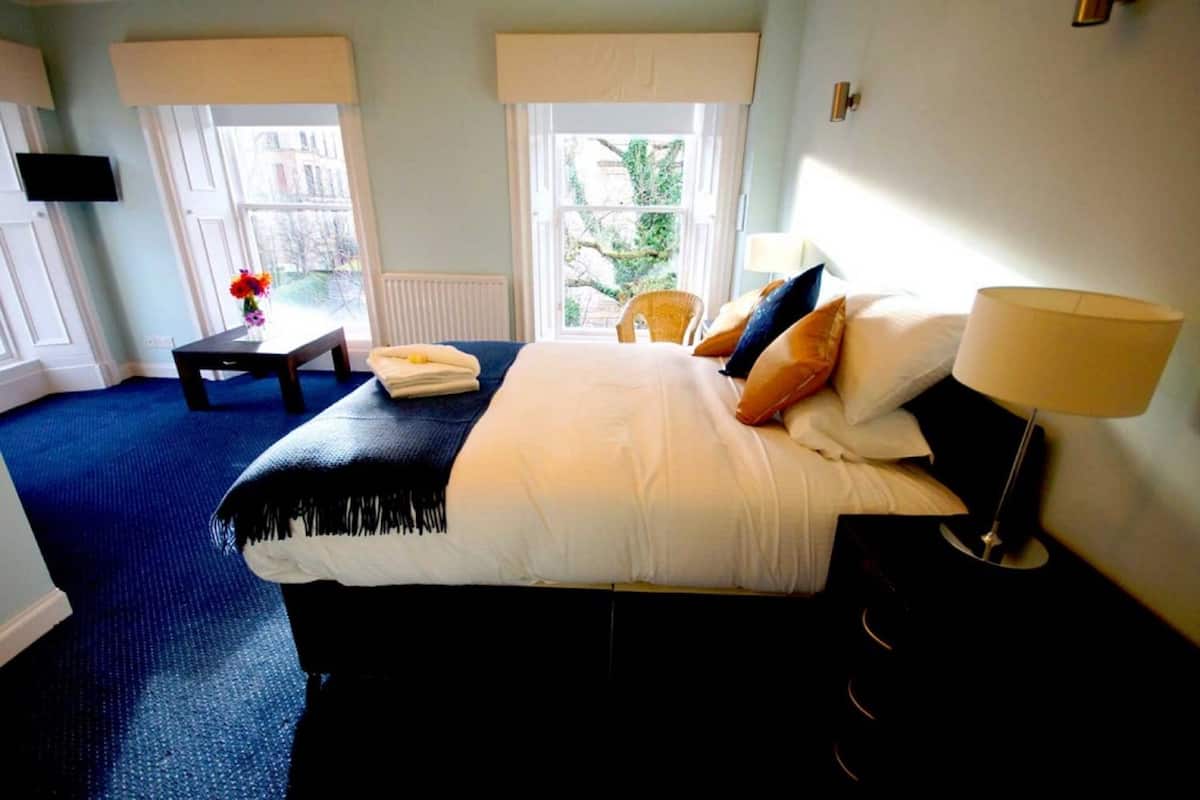 Standard Double Room | Desk, iron/ironing board (on request), cribs (free), WiFi (free)