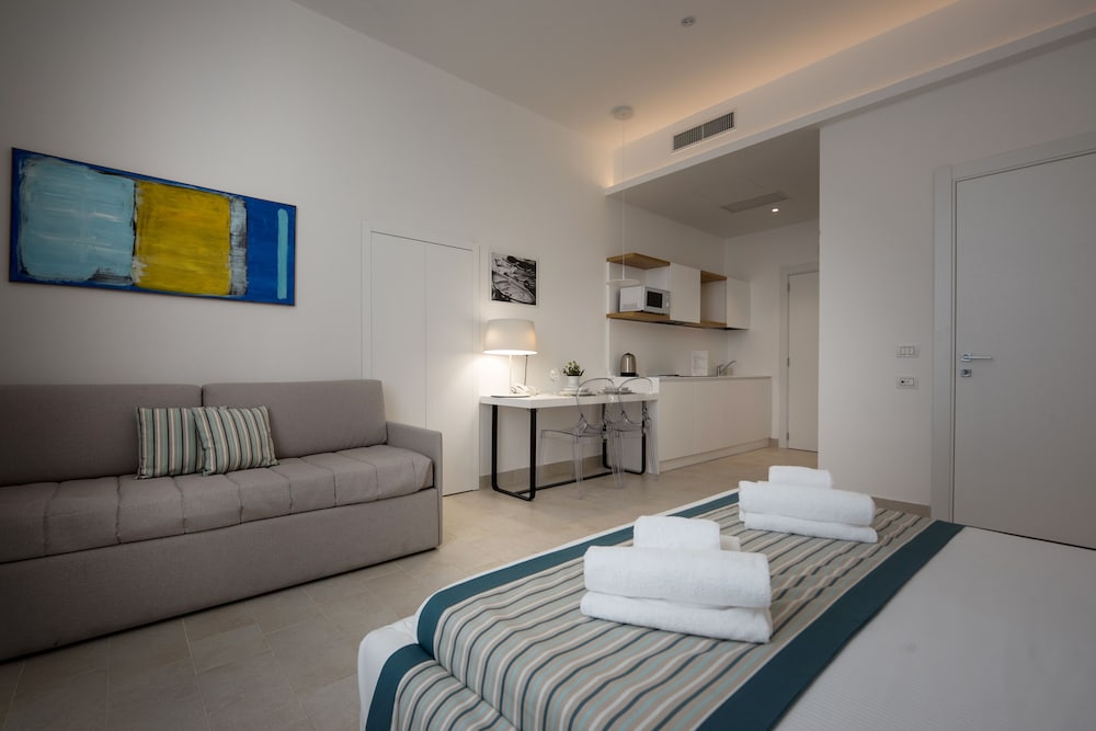 Castello Tafuri Charming Suites by null