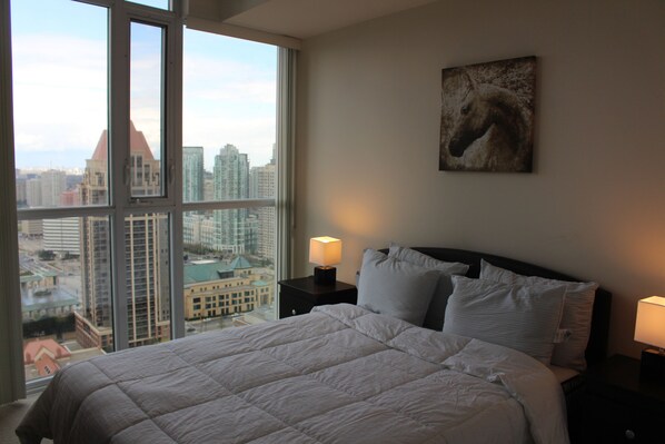 Luxury Condo, 1 Bedroom, Balcony, City View