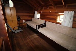 Cabin (Upper floor) | Laptop workspace, free cribs/infant beds, free WiFi, bed sheets