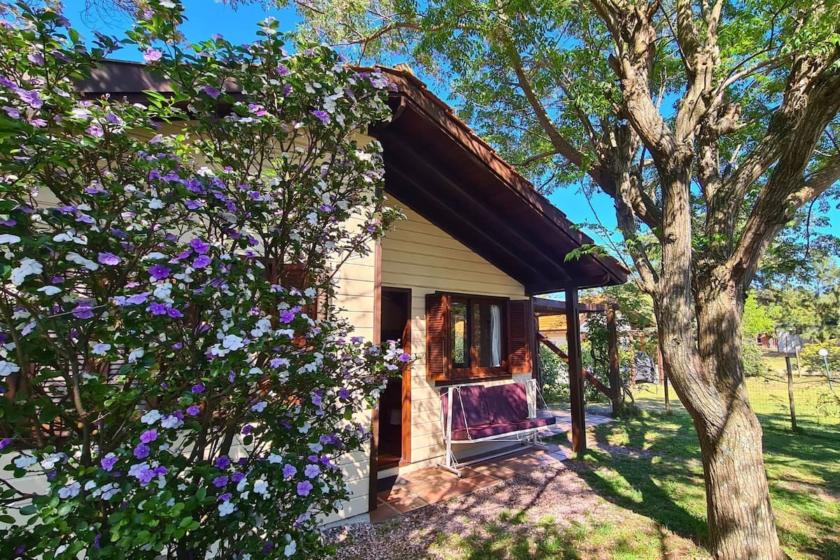 Cabin, 2 Bedrooms | Garden view